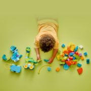 Obrázek 3 v 1: Dinosauři na kolečkách