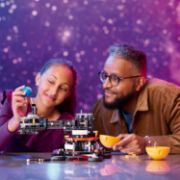 Obrázek Planeta Země a Měsíc na oběžné dráze