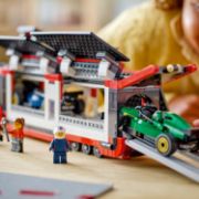 Obrázek Kamion F1® s vozy F1® RB20 a AMR24