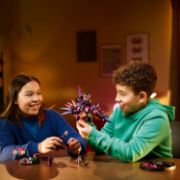 Obrázek Nikdyčarodějnice a její stvoření z noční můry