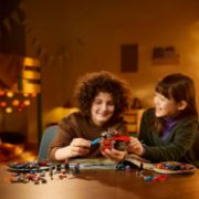 Obrázek Cooper a jeho robotický dinosaurus C-rex