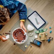 Obrázek Grogu™ ve vznášejícím se kočárku