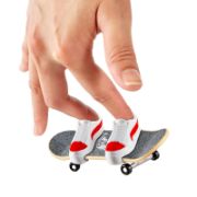 Obrázek Hot Wheels skates 4ks fingerboard a boty asst