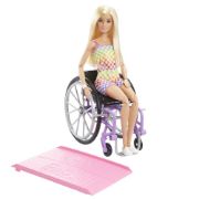 Obrázek Barbie modelka na invalidním vozíku v kostkovaném overalu 