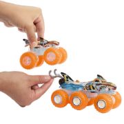 Obrázek Hot Wheels MONSTER TRUCKS power smashers tahač a truck